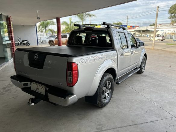 240202861 - NISSANFRONTIER ATTAC.CD 4X42015