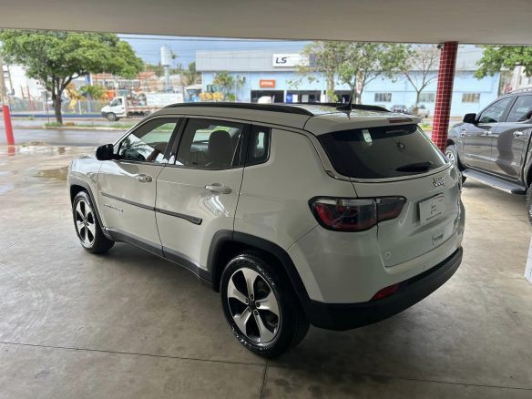 241009913 - JEEPCOMPASS LONGITUDE2018